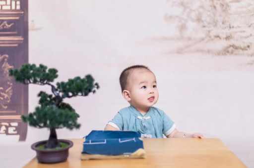 定边孕妇几个月有反应